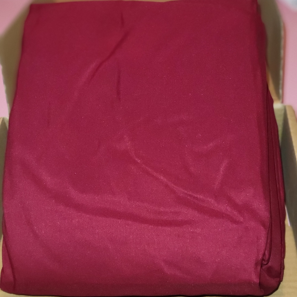 🔴🔴🔴queen, burgundy sheet set- microfiber